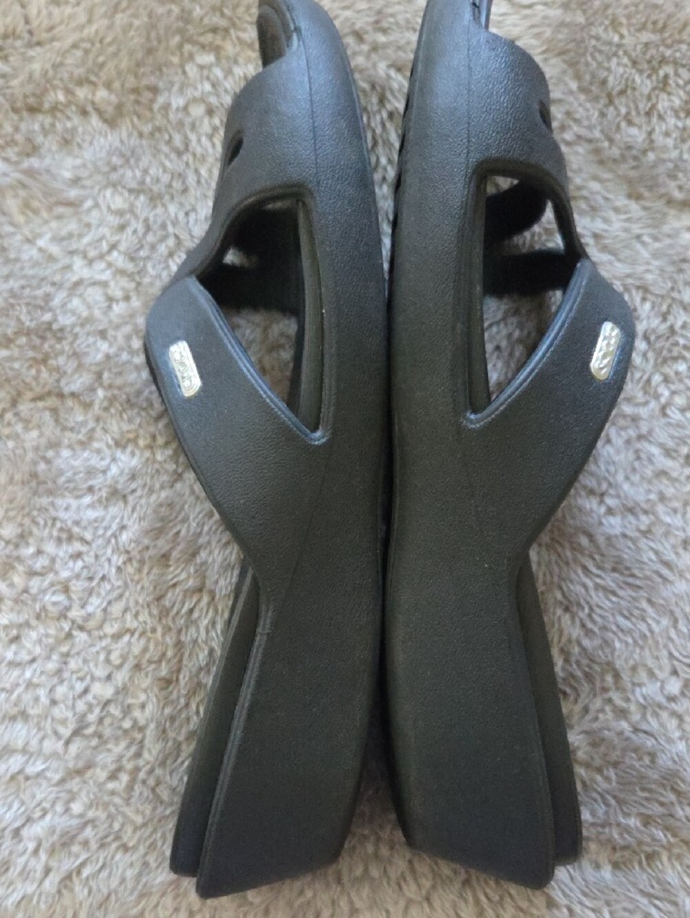 CROCS Women's Black Strappy Slip-On Sandals - Picture 4 of 6